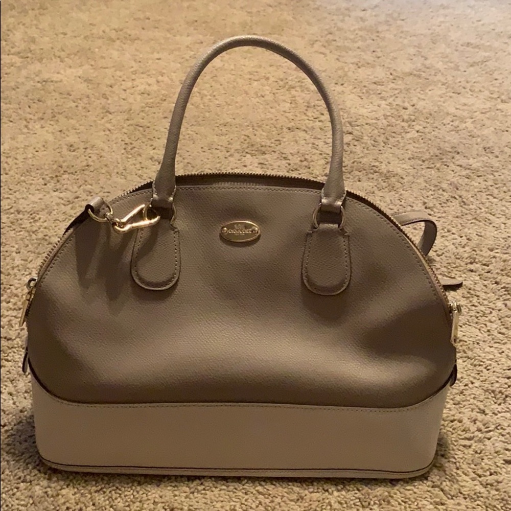 Coach purse!!